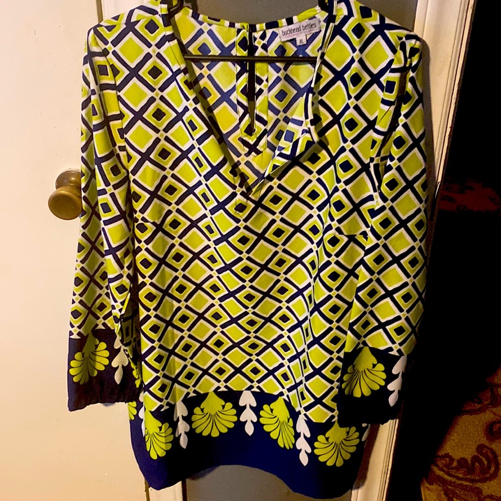 XL shirt